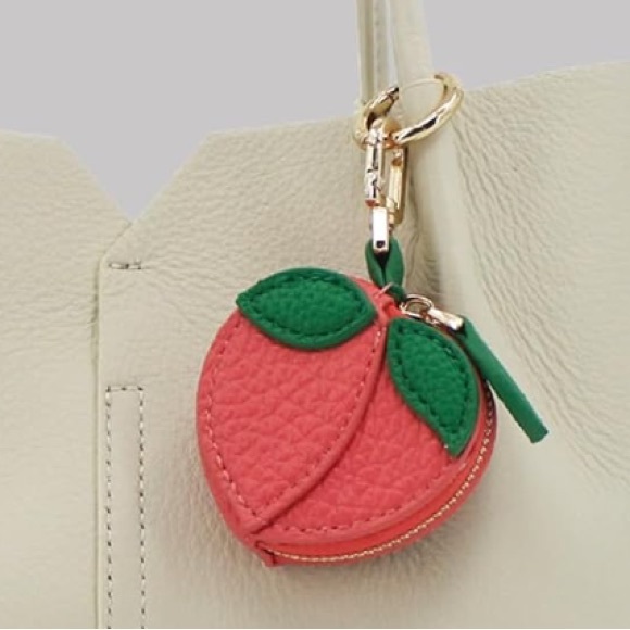 🍑NEW Peach Bag Charm/ Keychain Zip Pouch Cles Mini Bag - Picture 1 of 2